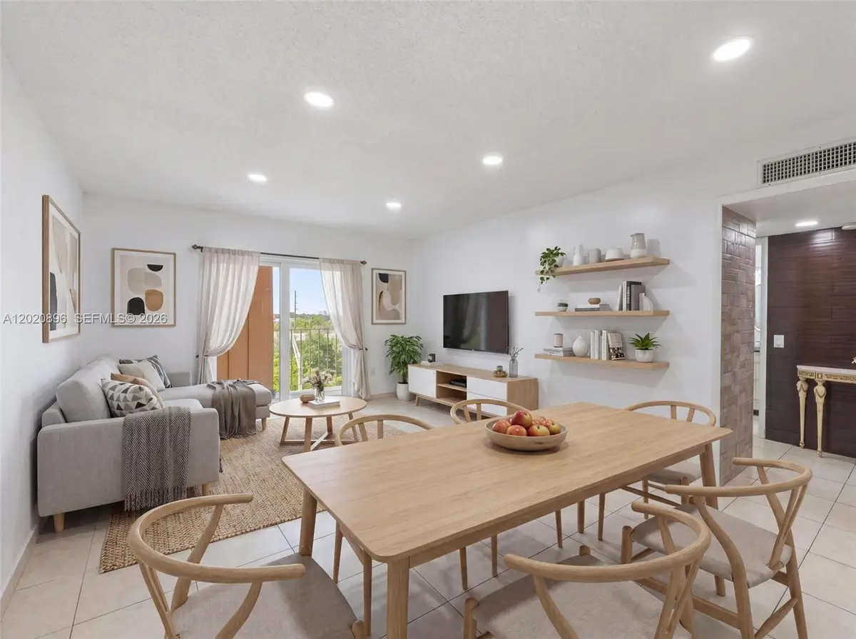 440 E 23rd St #1405, Hialeah, FL 33013 - #1
