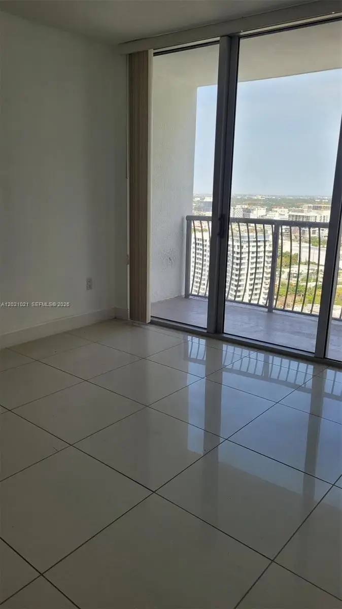 1750 N Bayshore Dr #3311, Miami, FL 33132 - #2