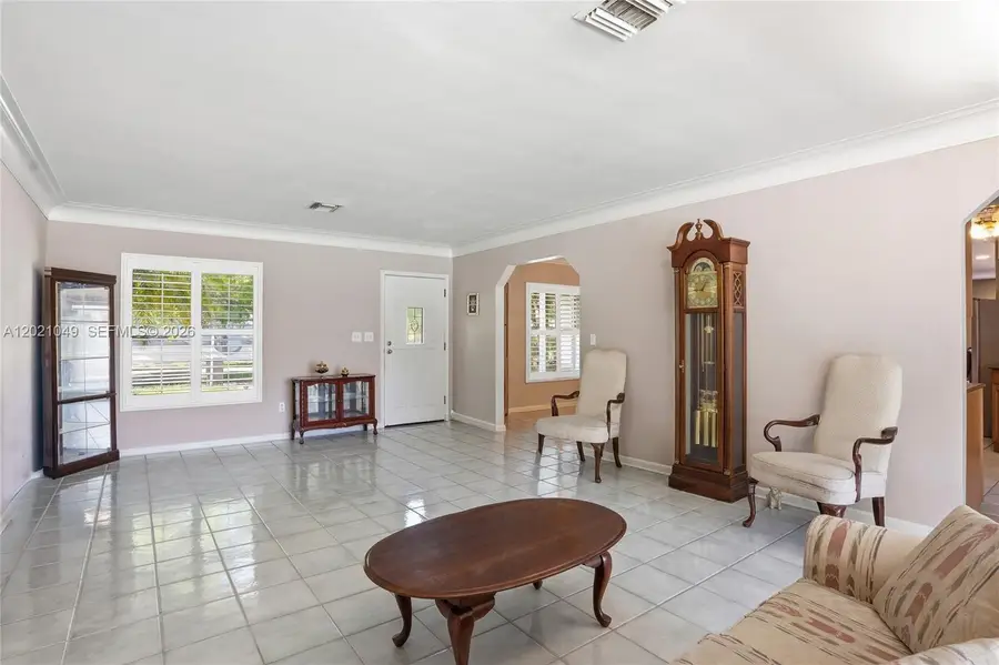8495 SW 160th St, Palmetto Bay, FL 33157 - #3