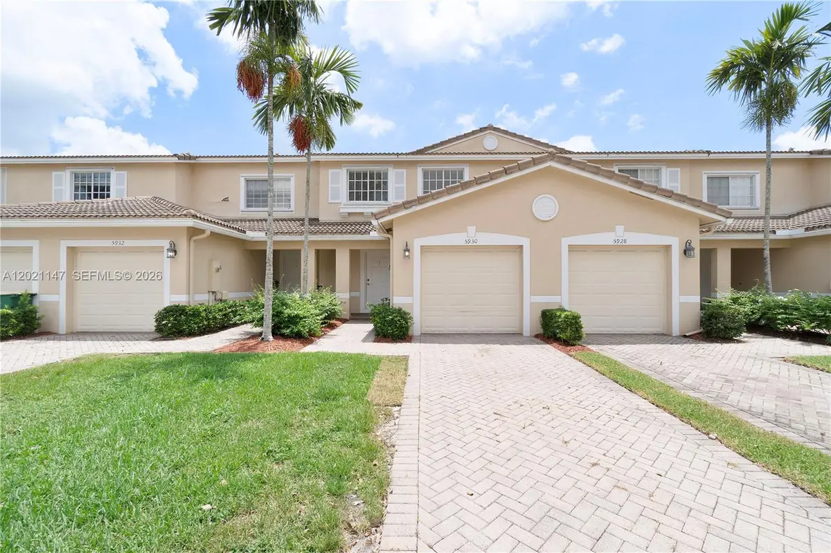 5930 Abbey Rd, Tamarac, FL 33321 - #1