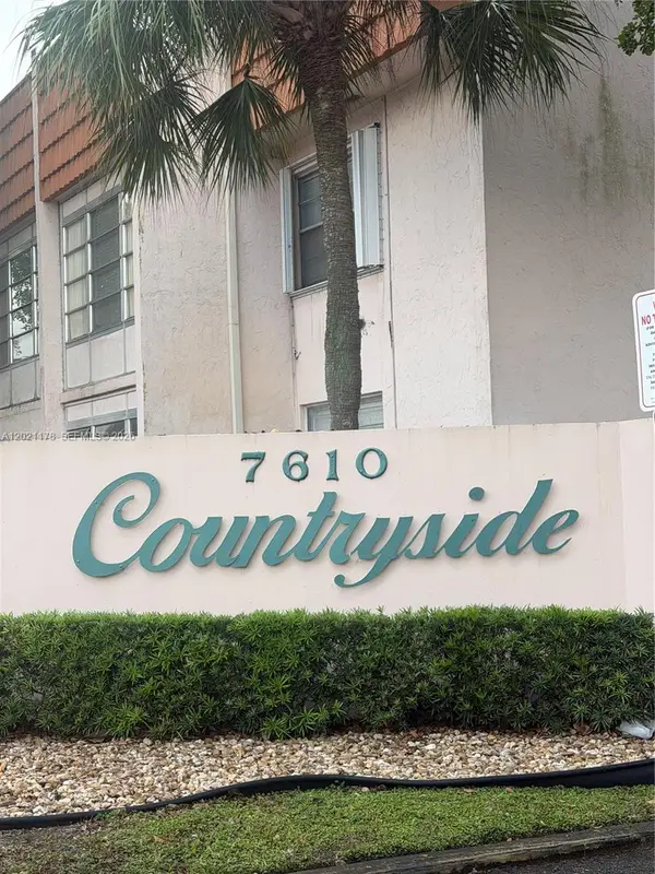 7610 Stirling Rd #205G, Davie, FL 33024