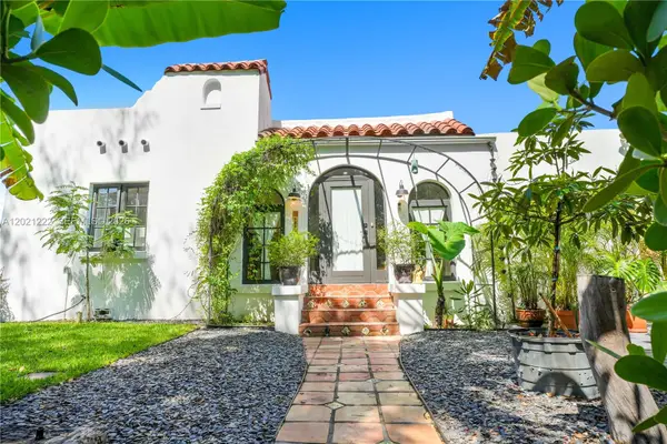 1214 Capri St, Coral Gables, FL 33134