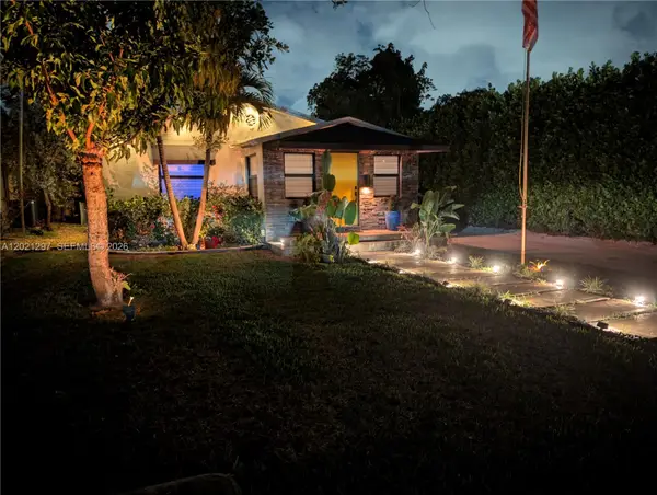 Address Withheld By Seller, Hollywood, FL 33020