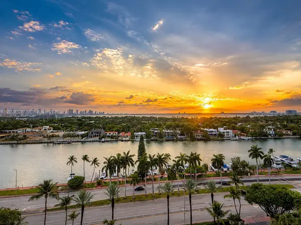 5151 Collins Ave #1520, Miami Beach, FL 33140