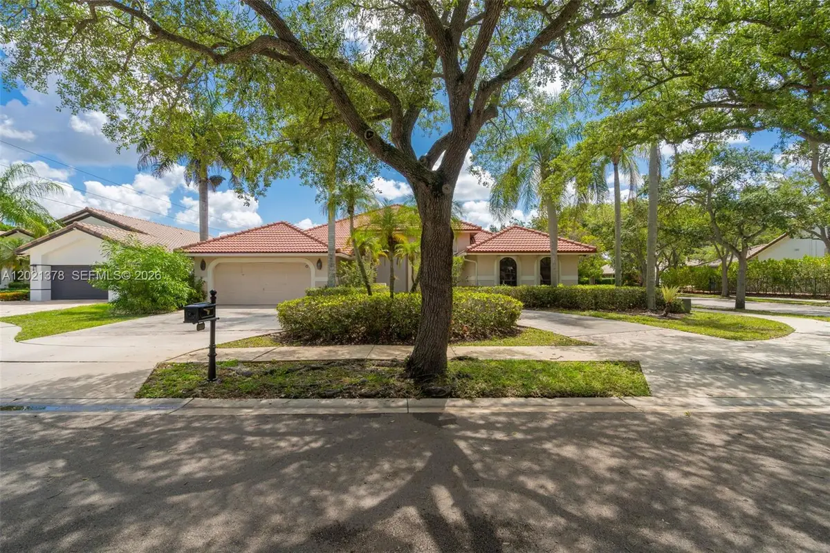1051 Deerpath Ct, Weston, FL 33326 - #1