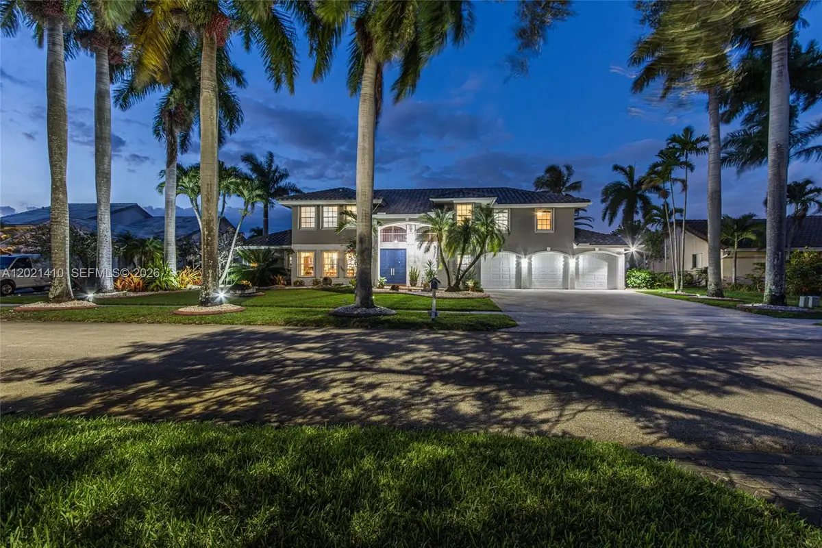19361 NW 8th St, Pembroke Pines, FL 33029 - #1