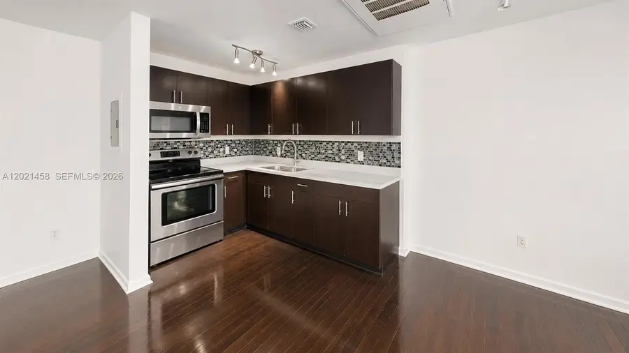 1542 Drexel Ave #105, Miami Beach, FL 33139 - #2