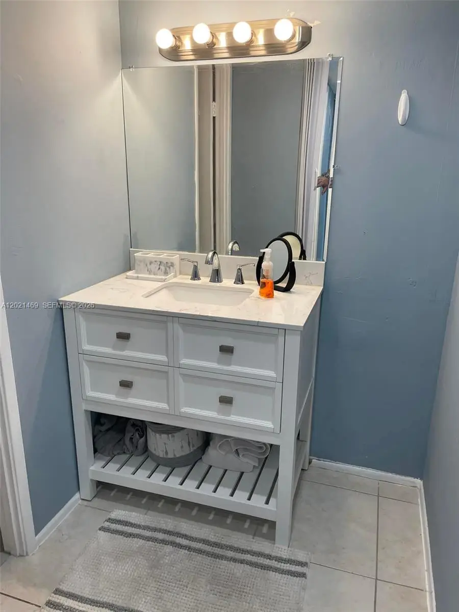 1351 NE Miami Gardens Dr #402E, Miami, FL 33179 - #1