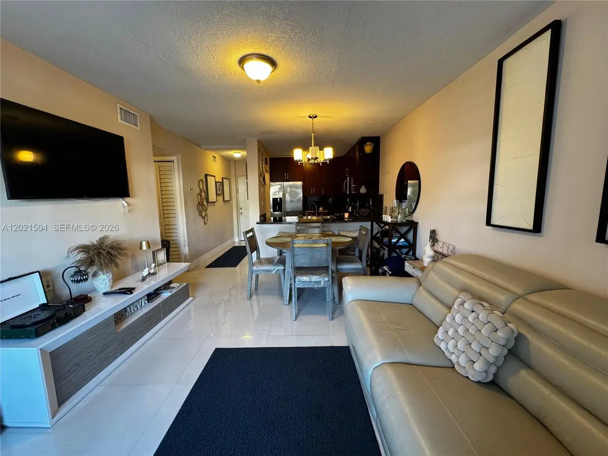 8145 NW 7th St #112, Miami, FL 33126 - #1