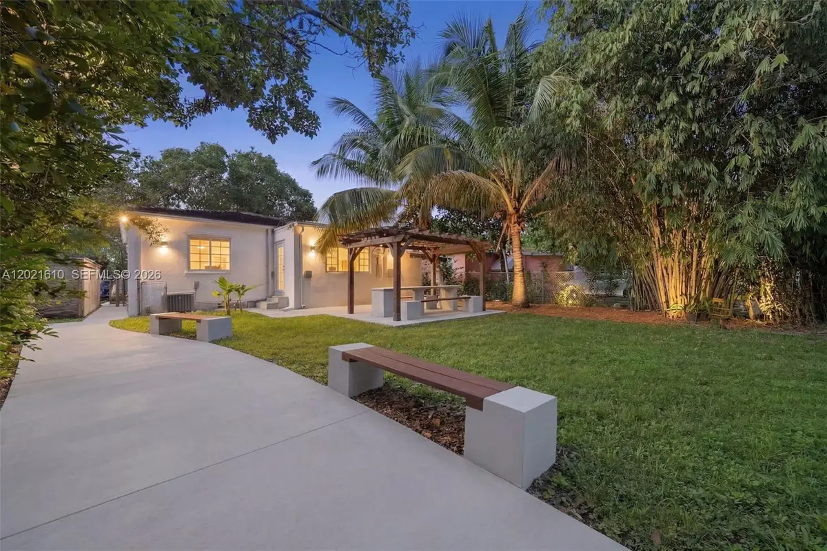 555 NE 73rd St, Miami, FL 33138 - #1