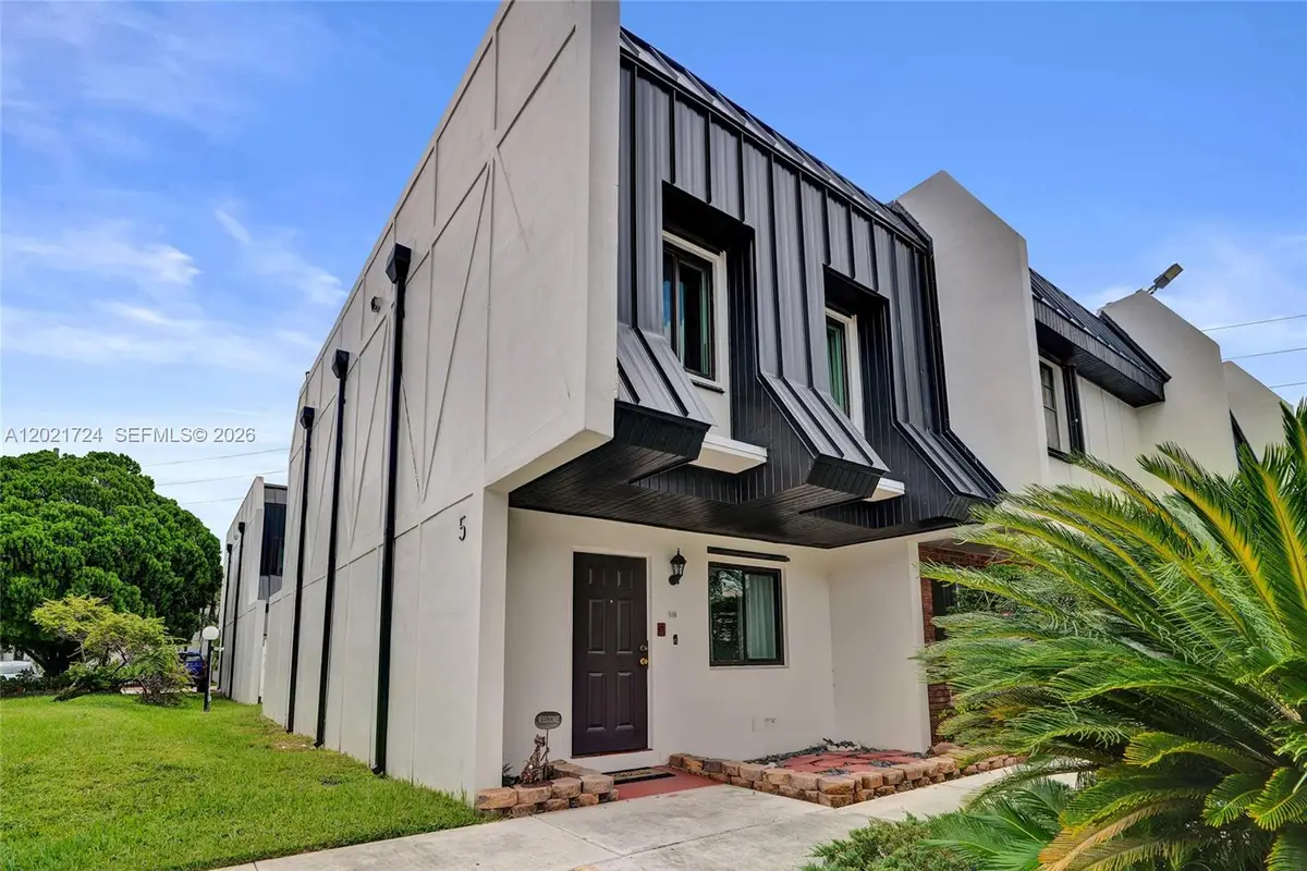 5555 Ludlam Rd #46, South Miami, FL 33155 - #1