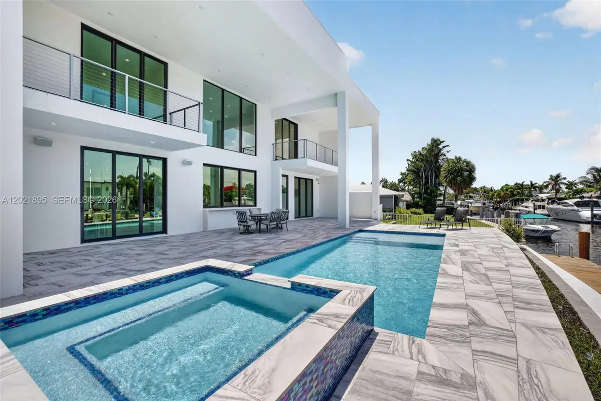 2751 NE 22nd Ct, Pompano Beach, FL 33062 - #1