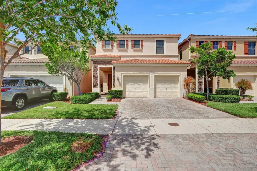 643 NE 191st Ter, Miami, FL 33179 - #2
