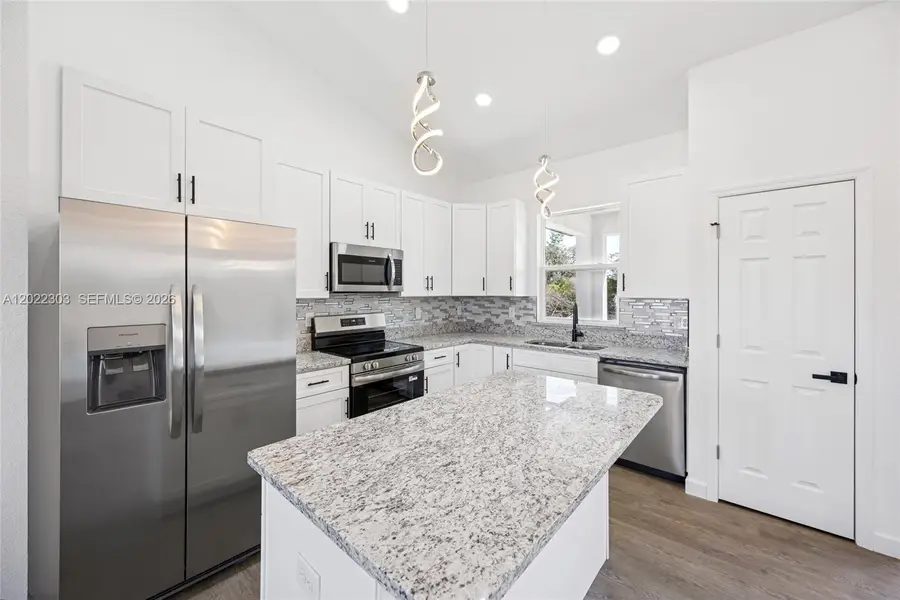 7433 Domenico St, Sebring, FL 3872 - #2