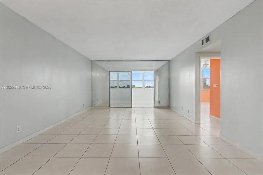 4330 Hillcrest Dr #506, Hollywood, FL 33021 - #2