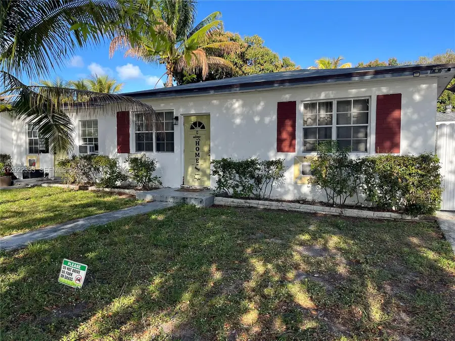 14155 NE 14th Ave, North Miami, FL 33161 - #2