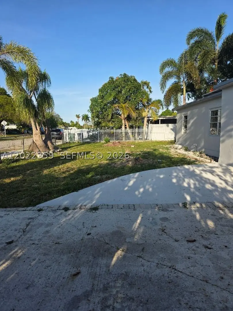 15340 Garfield Dr, Homestead, FL 33033 - #2