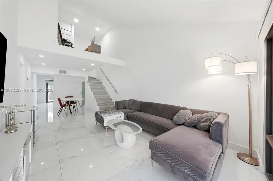 455 NE 210th Ter, Miami, FL 33179 - #2