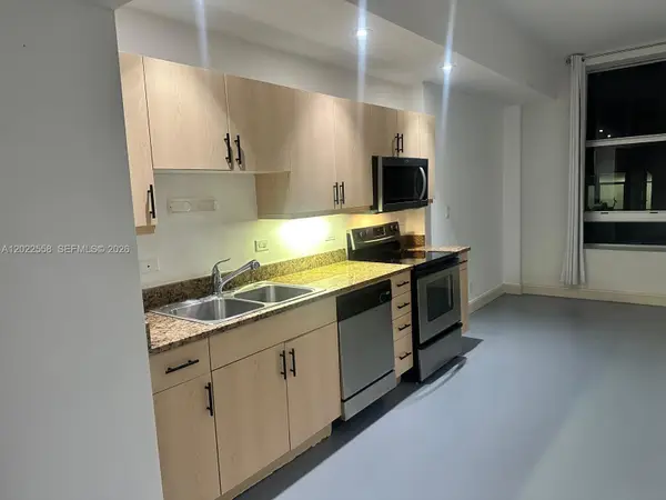 111 E Flagler #702, Miami, FL 33131