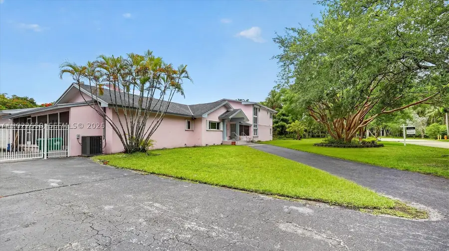 11651 SW 64th Ave, Pinecrest, FL 33156 - #2
