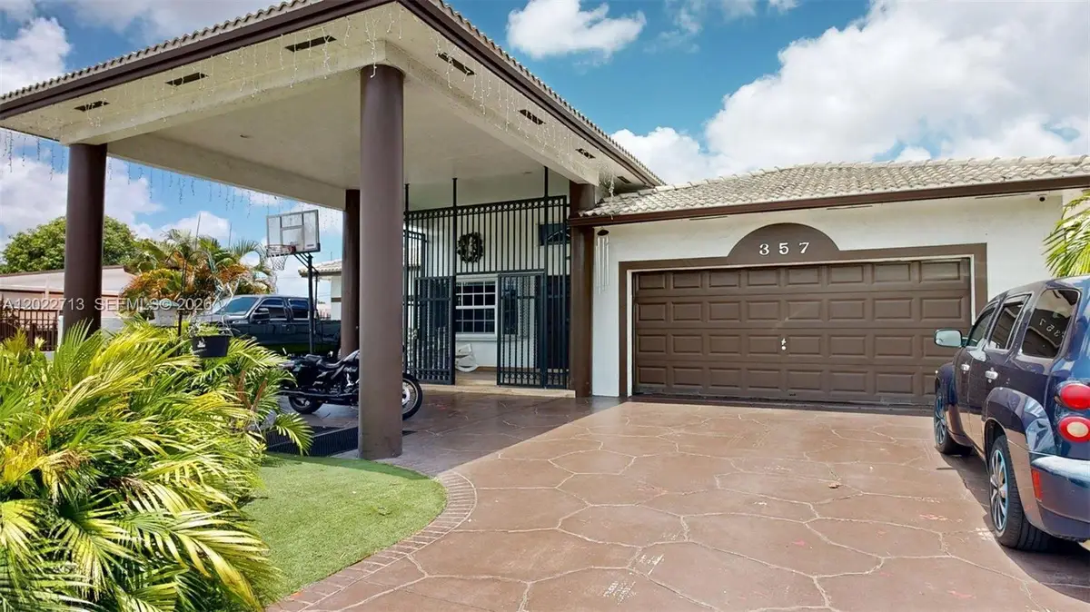 357 W 44th St, Hialeah, FL 33012 - #1