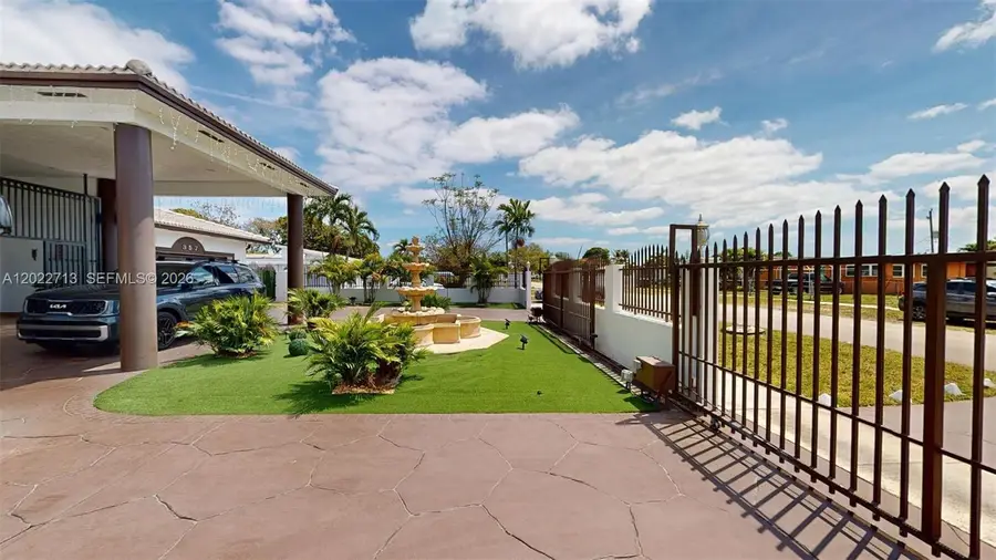 357 W 44th St, Hialeah, FL 33012 - #3