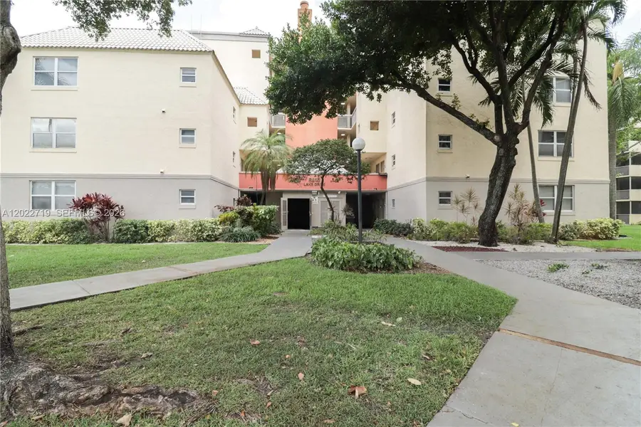 8245 Lake Dr #405, Doral, FL 33166 - #3
