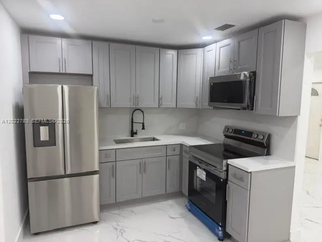 1001 S 62nd Ave, Hollywood, FL 33023 - #1