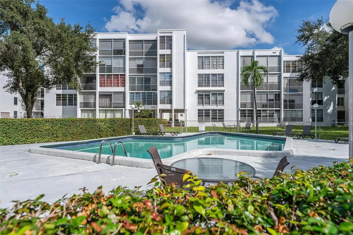 6923 Cypress Rd #C12, Plantation, FL 33317 - #1