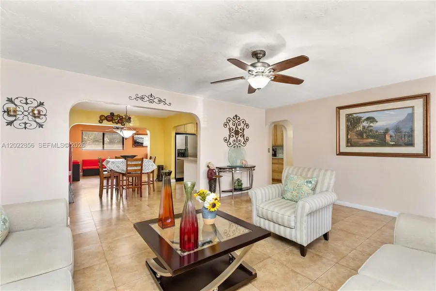 321 NW 96th Ave, Pembroke Pines, FL 33024 - #2