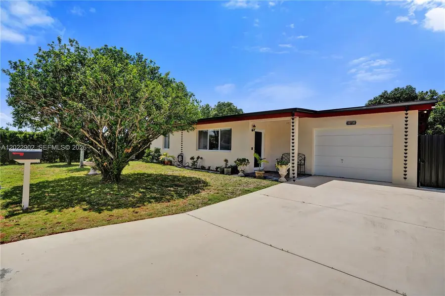 10730 SW 47th St, Miami, FL 33165 - #2