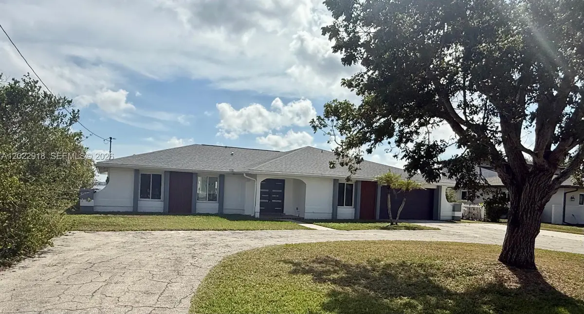 111 E North Shore Ave, North Fort Myers, FL 33917 - #1