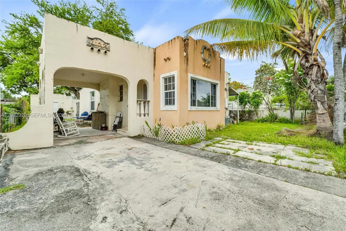 1122 NW 38th St, Miami, FL 33127 - #1