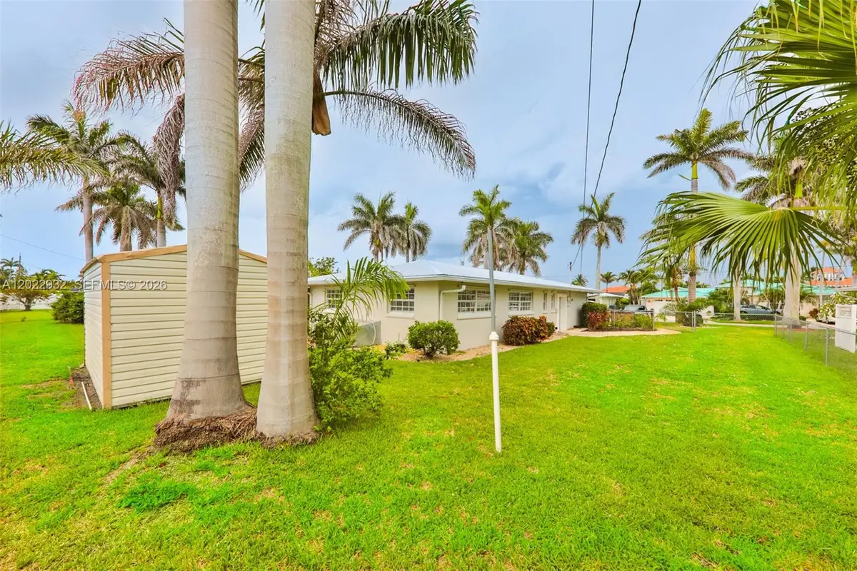 450 Bayshore Dr, Cape Coral, FL 33904 - #1