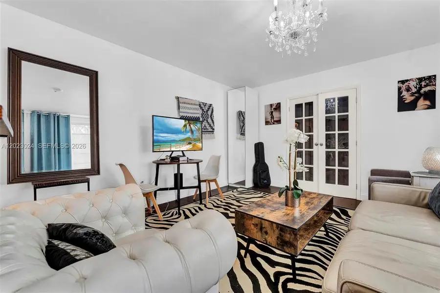 1150 Euclid Ave #101, Miami Beach, FL 33139 - #3