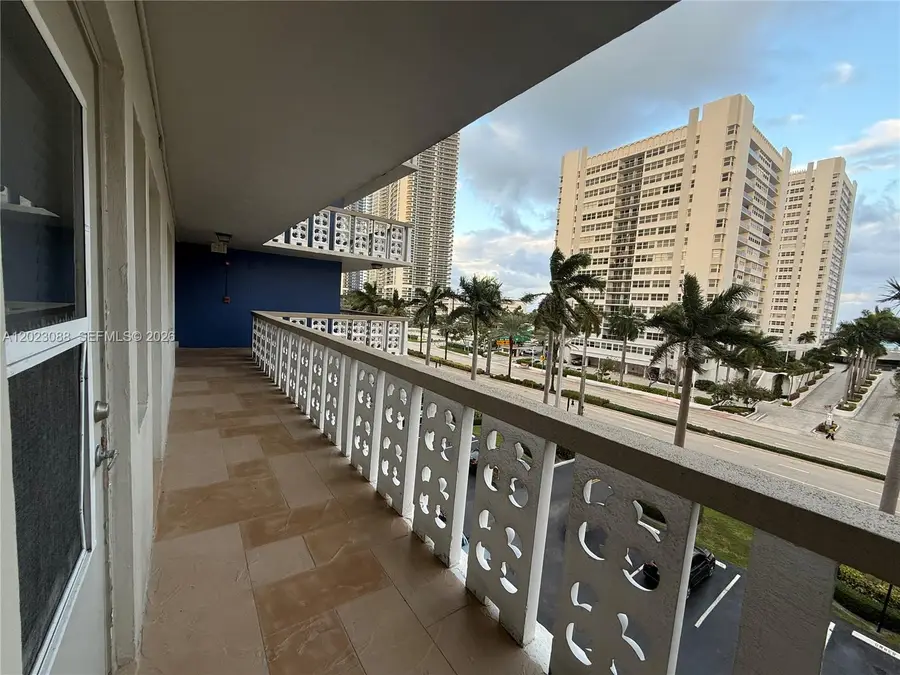 1893 S Ocean Dr #506, Hallandale Beach, FL 33009 - #2