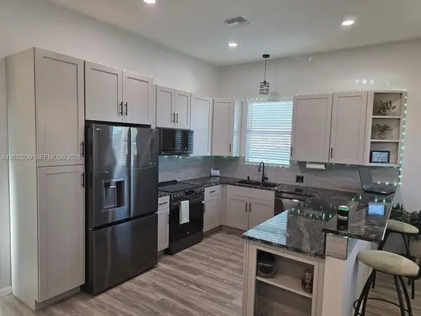 6165 136 Ave N, Clearwater, FL 33760