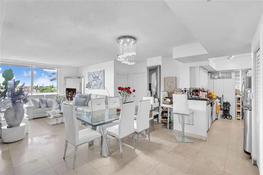 5077 NW 7th St #517, Miami, FL 33126 - #2