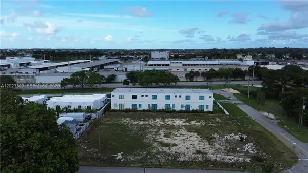 215 NW 3rd Ave, Florida City, FL 33034