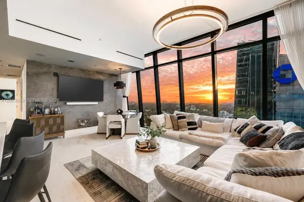 1451 Brickell Ave #4304, Miami, FL 33131