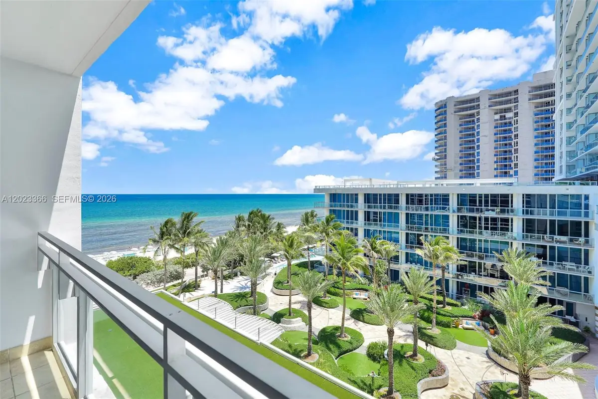 6801 Collins Ave #611 (Door 610), Miami Beach, FL 33141 - #1