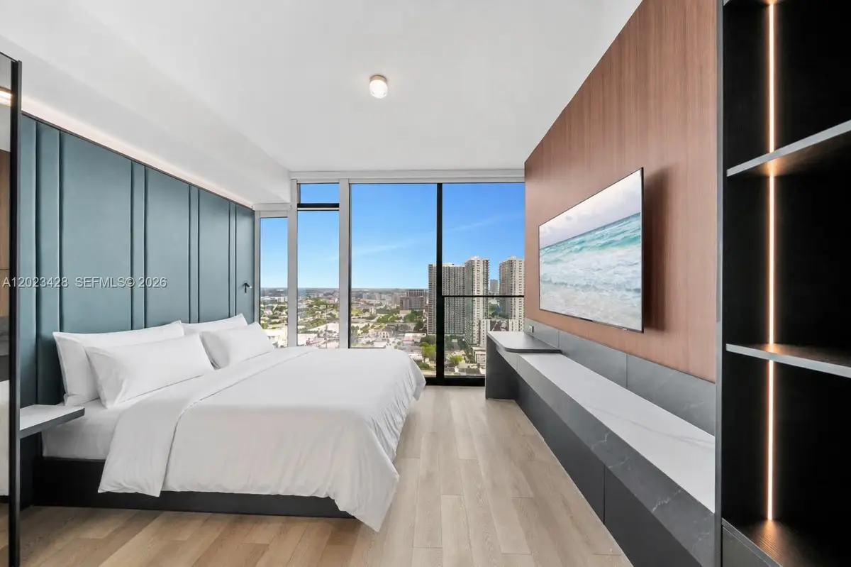 20 NE 11th St #2503B, Miami, FL 33132 - #1