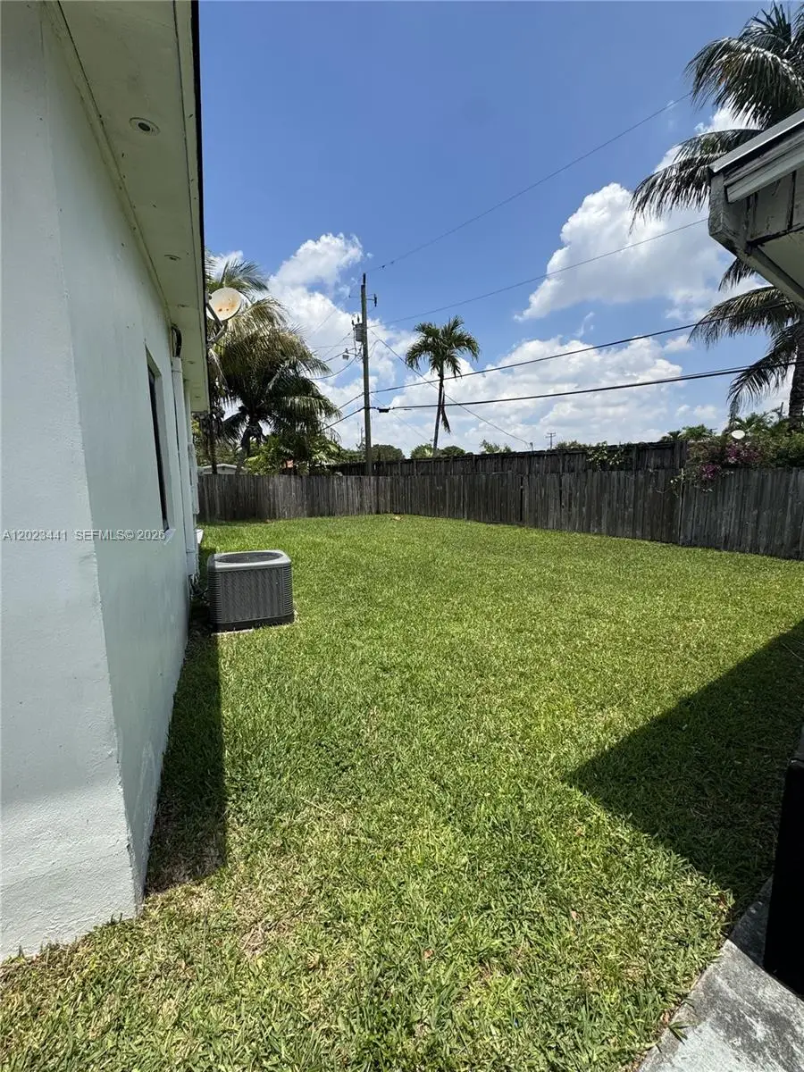 5701 SW 117th Ave, Miami, FL 33183 - #2