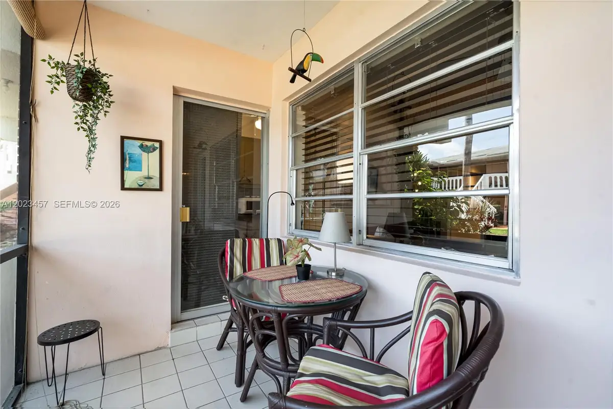 160 NE 8th Ave #21A, Hallandale Beach, FL 33009 - #1