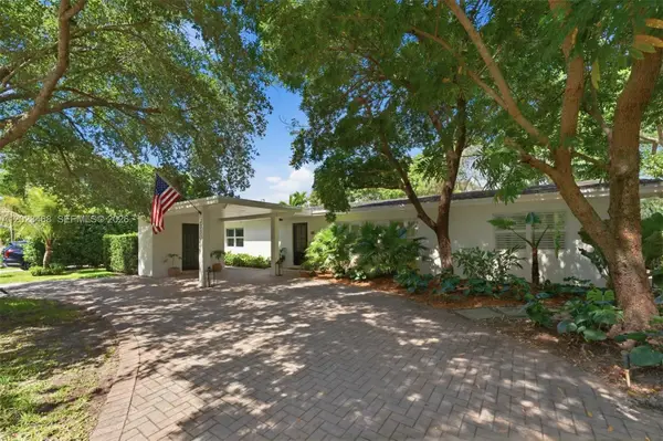 7350 SW 65th Ave, South Miami, FL 33143