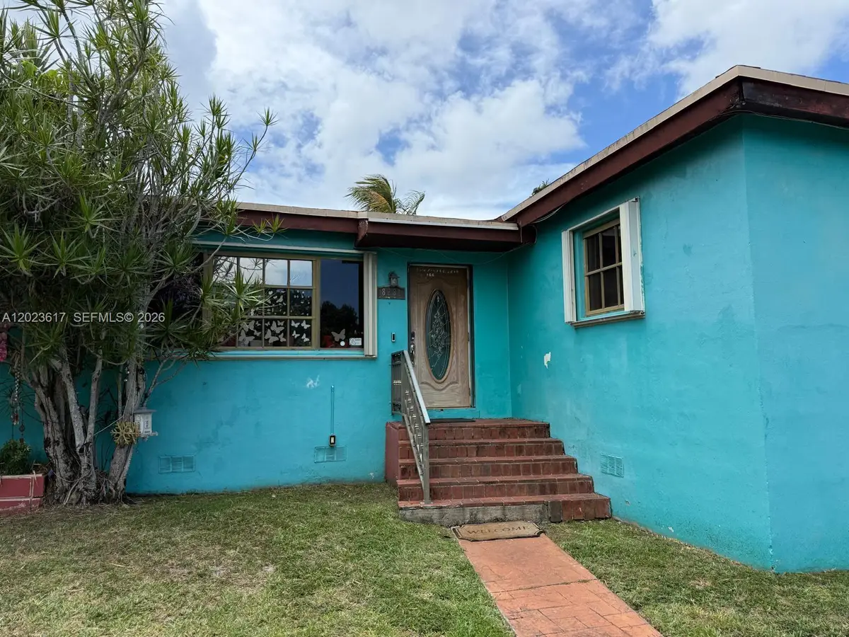 8231 SW 30th St, Miami, FL 33155 - #1