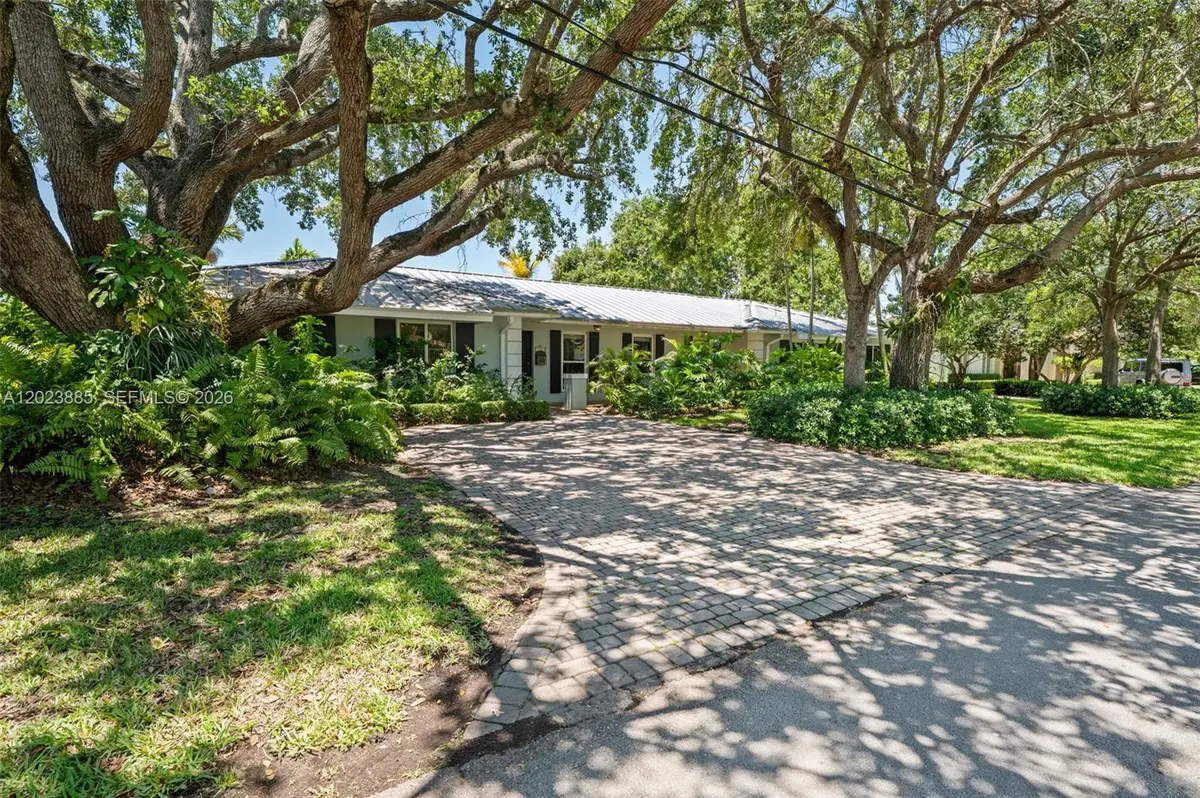 11100 SW 73rd Ct, Pinecrest, FL 33156 - #1