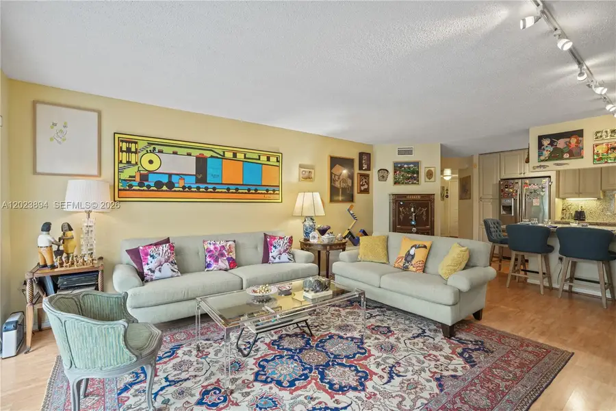 21300 San Simeon Way #N5, Miami, FL 33179 - #3
