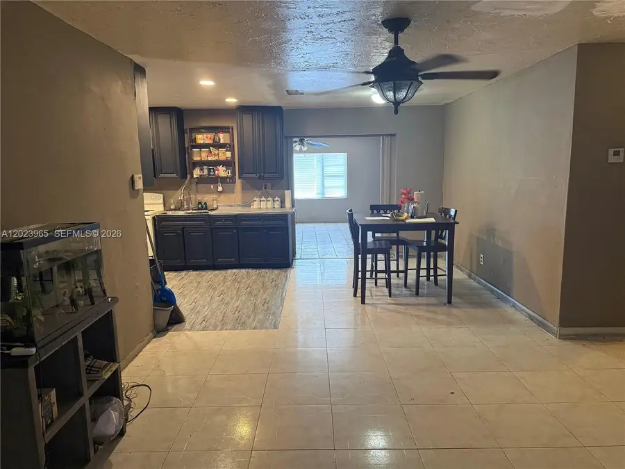 2490 NW 12th Ct, Pompano Beach, FL 33069 - #3