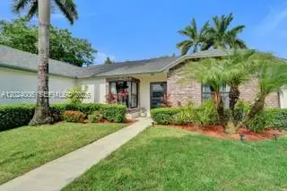 1020 SW 124th Way, Davie, FL 33325 - #2
